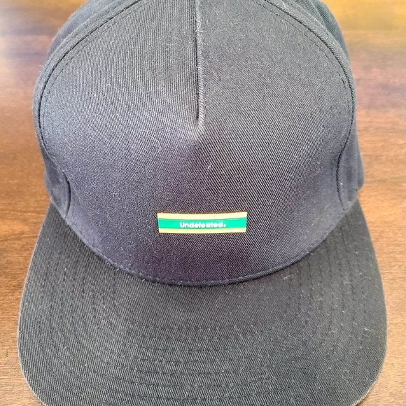 Undefeated Miniature Logo Snapback hat